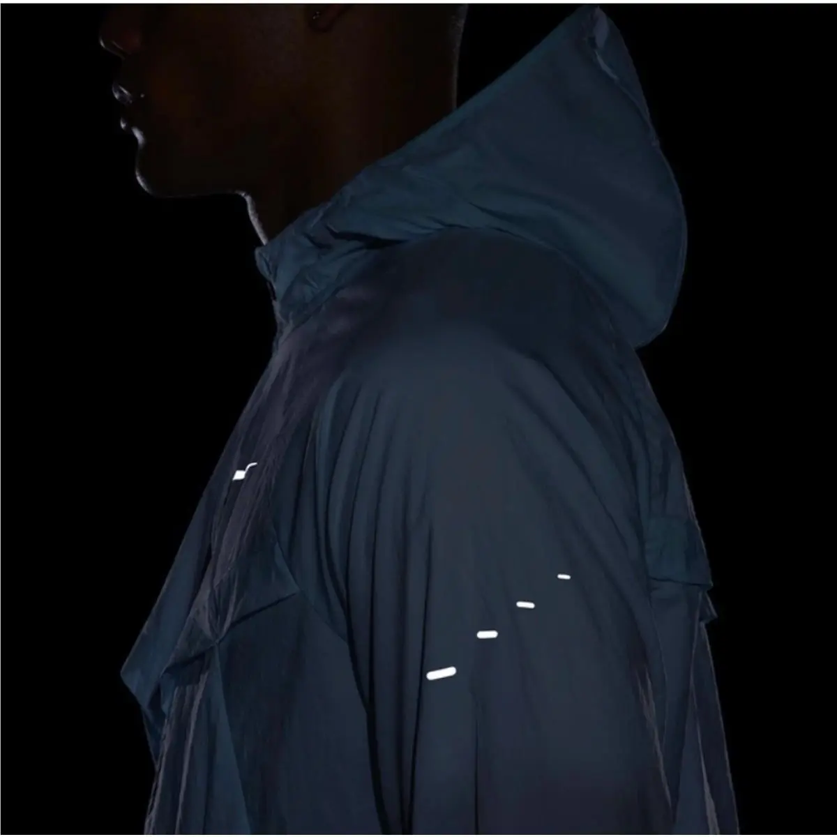 Nike clothing - Nike Stride Repel UV Running Jacket - HV4548-474 - Blue 9