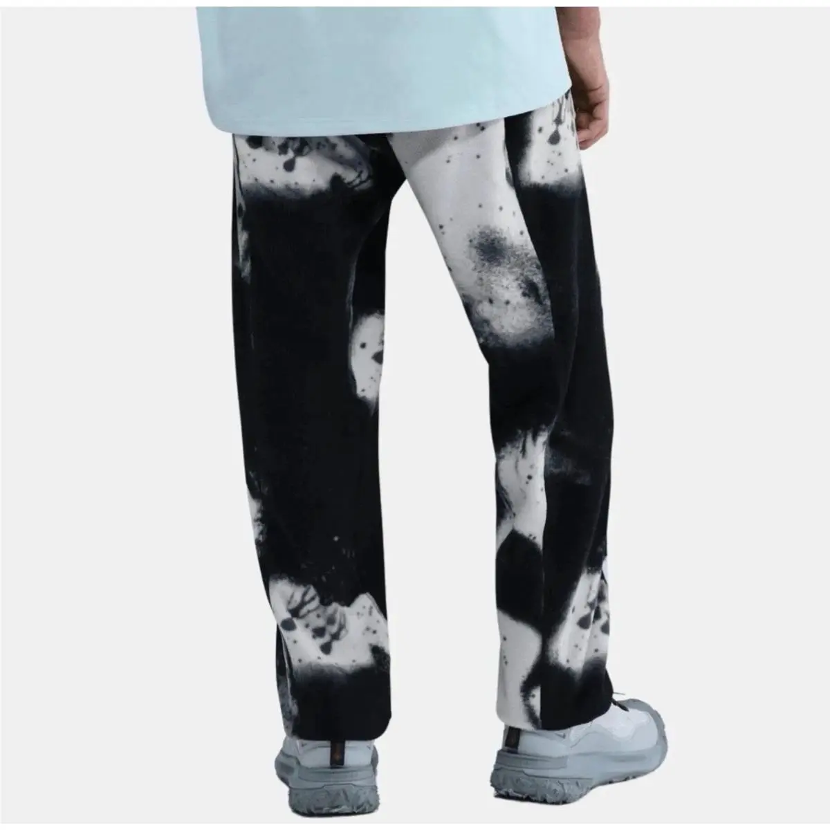 Nike clothing - Black (UPC: 198486786300) 4