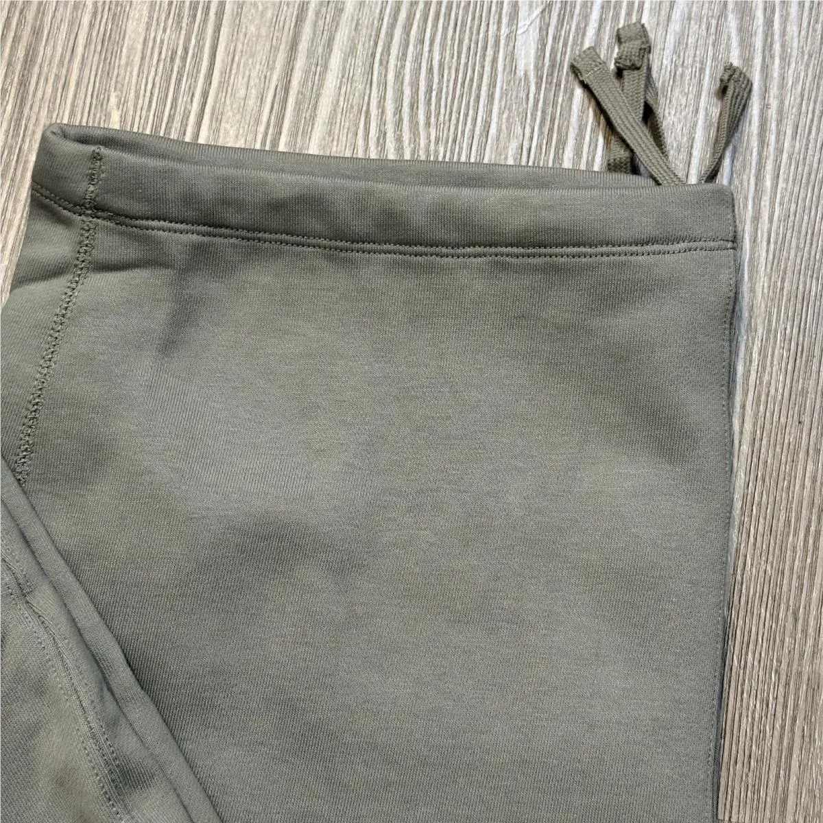 Nike clothing - Green 1