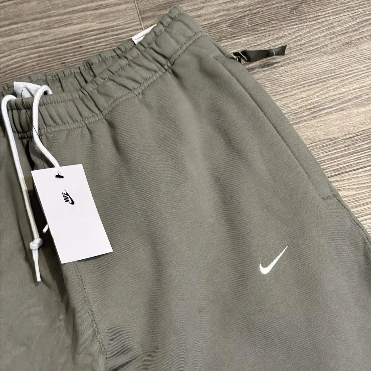 Nike clothing - Green 4