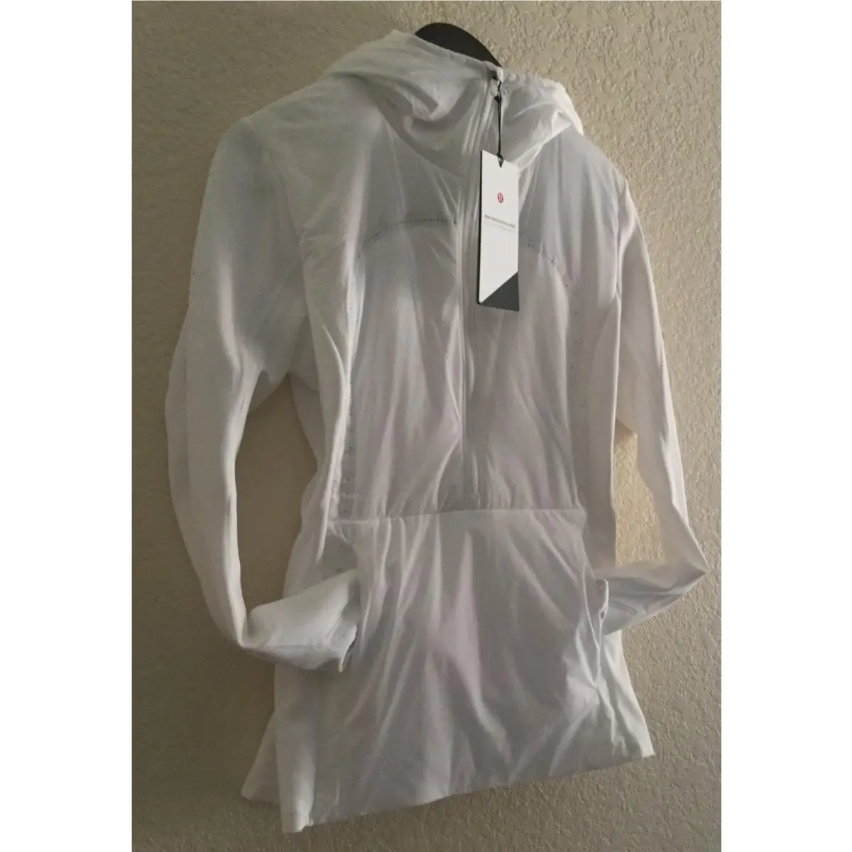 Lululemon clothing - White 0