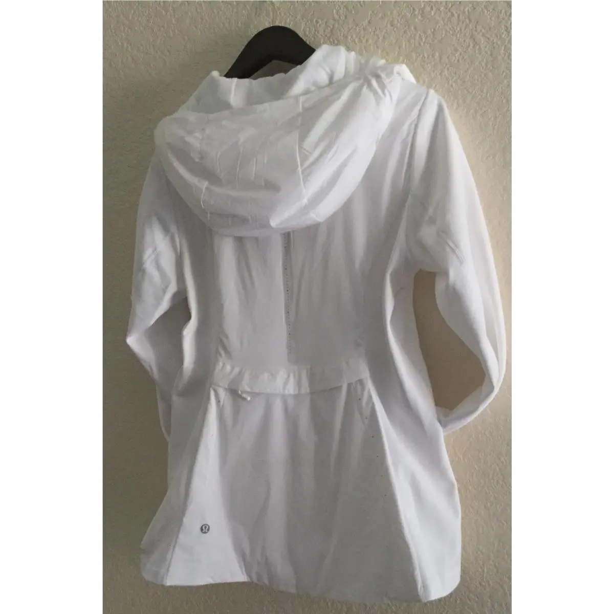 Lululemon clothing - White 4