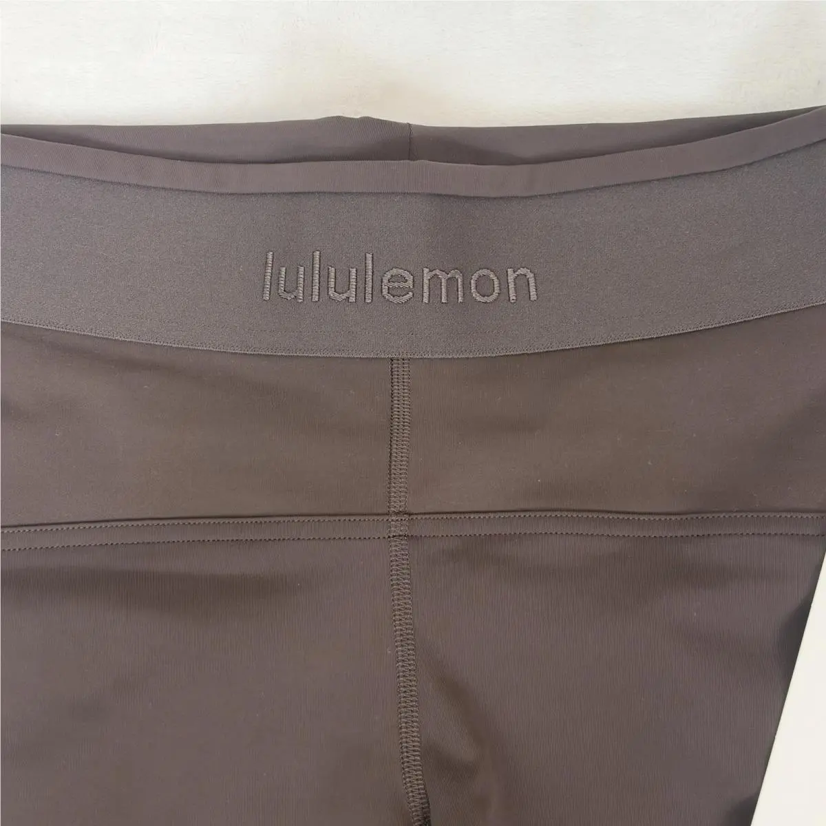 Lululemon clothing - Lululemon - Brown 2
