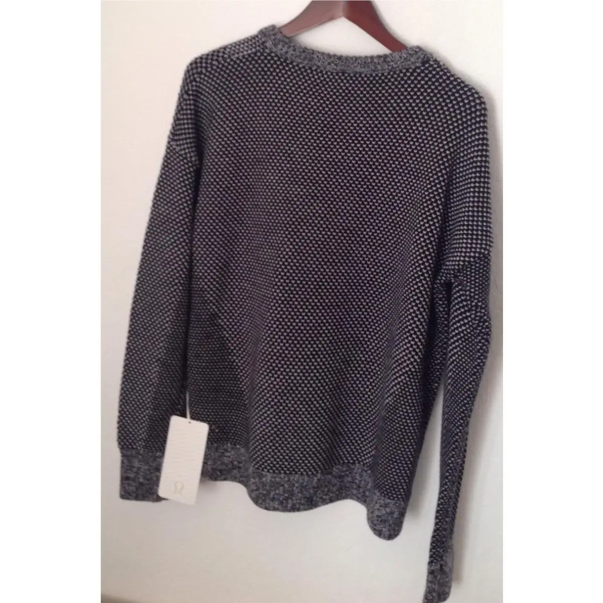 Lululemon clothing - Black/Gray 2