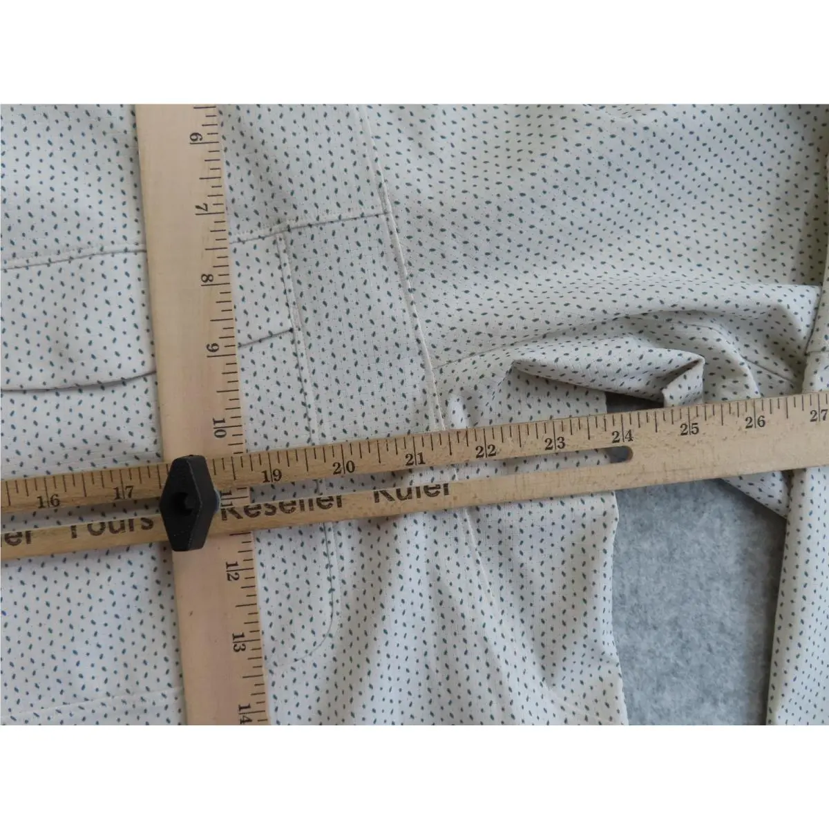 Lululemon clothing - Beige 3