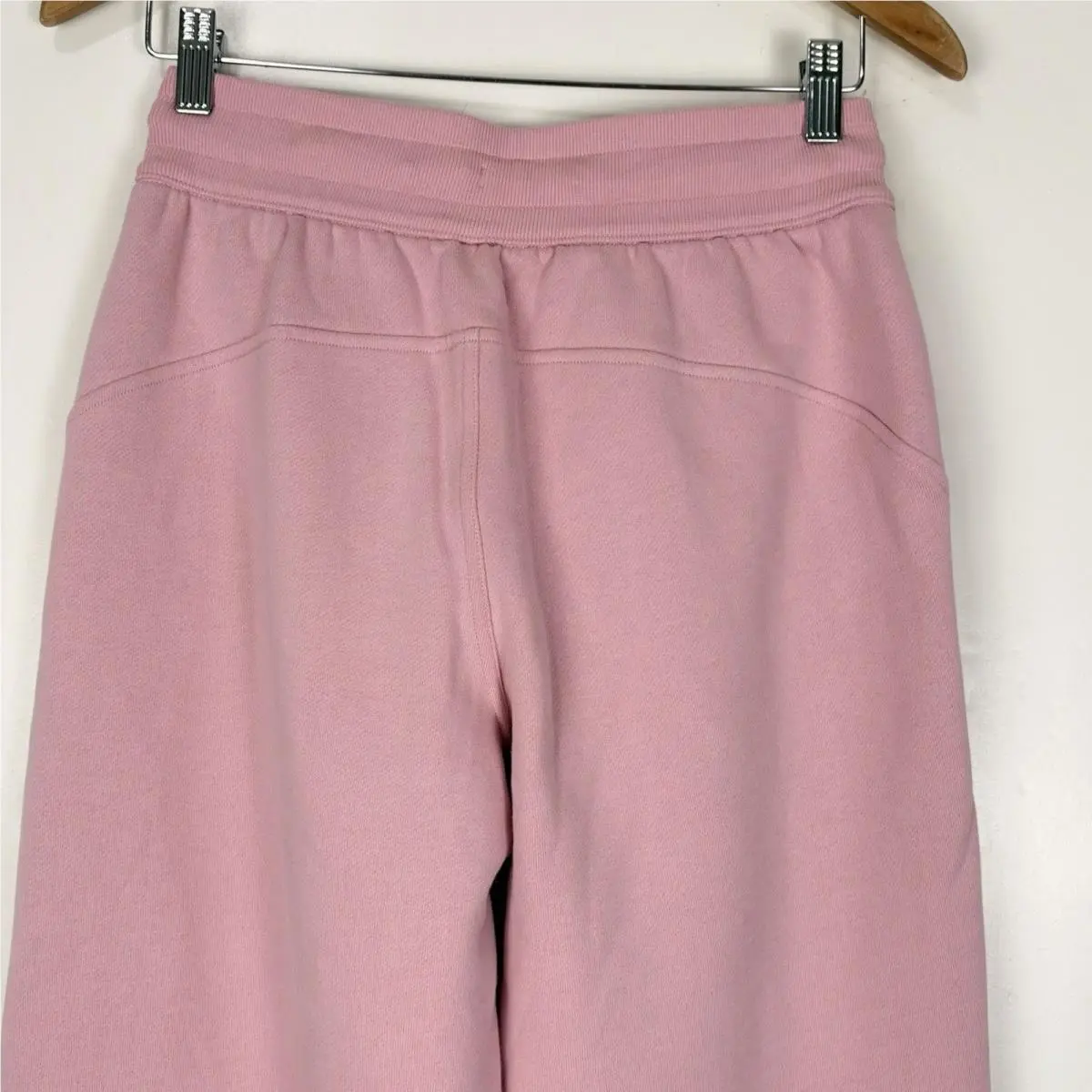 Lululemon clothing - Pink 5