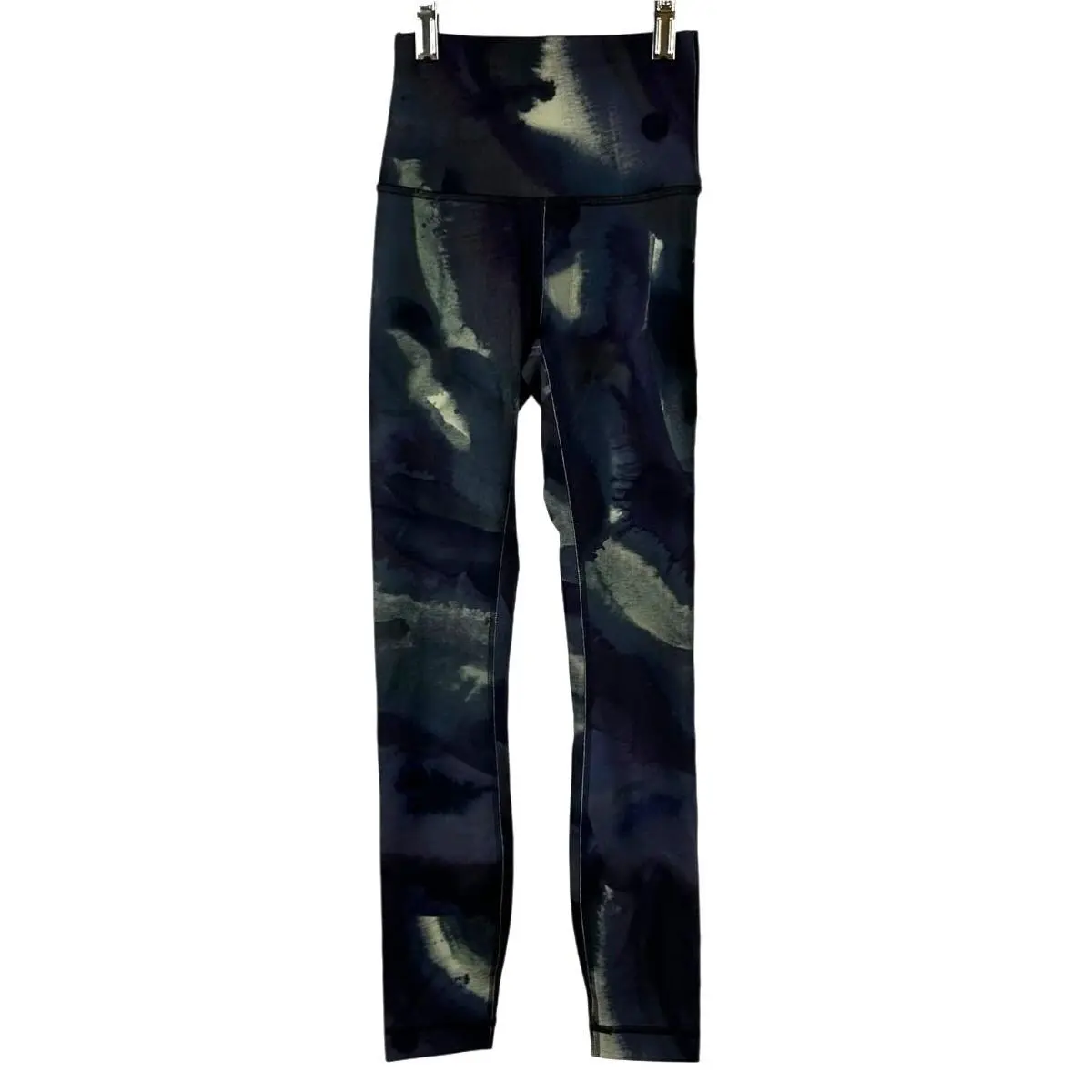 Lululemon clothing - Green 2