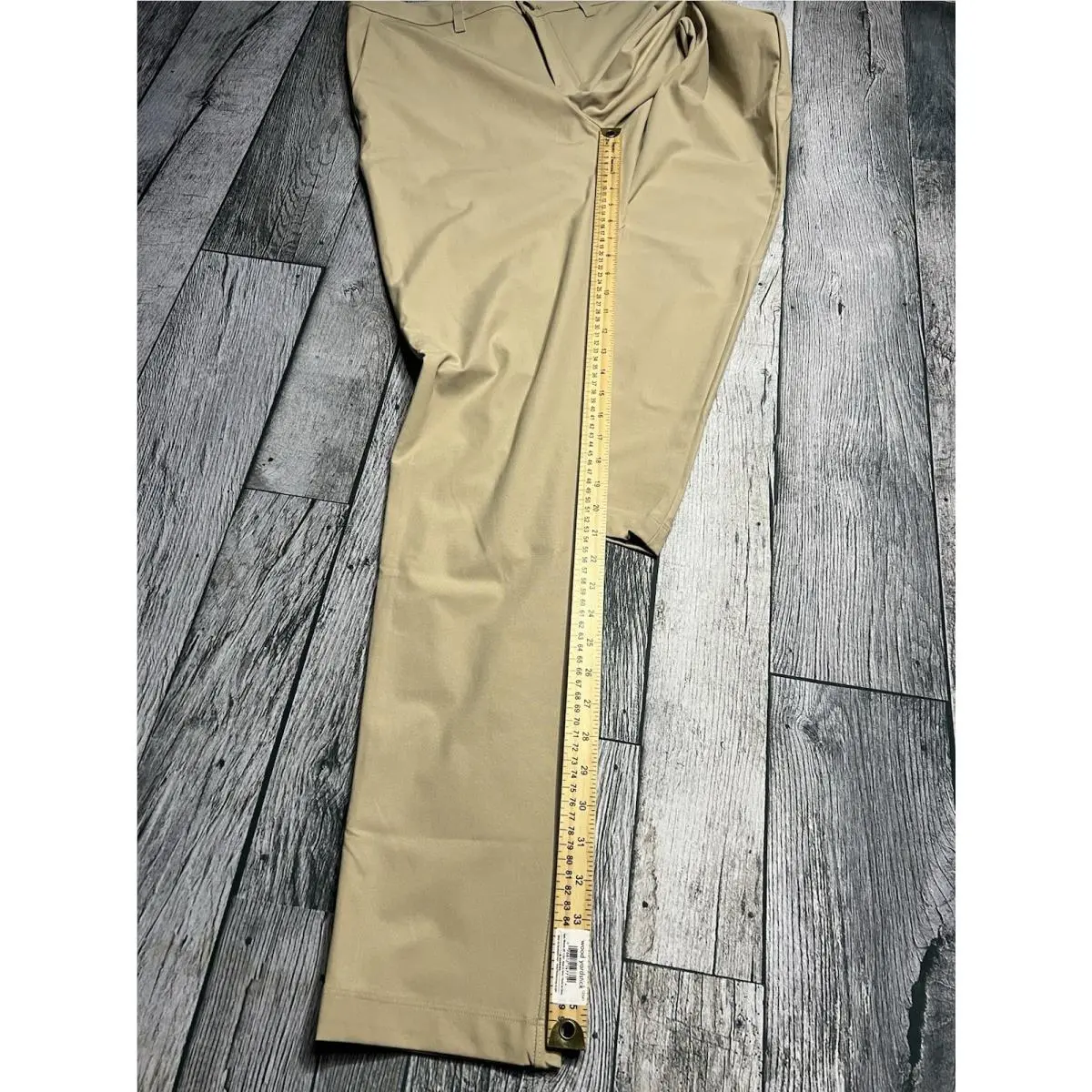 Lululemon clothing - Khaki 1