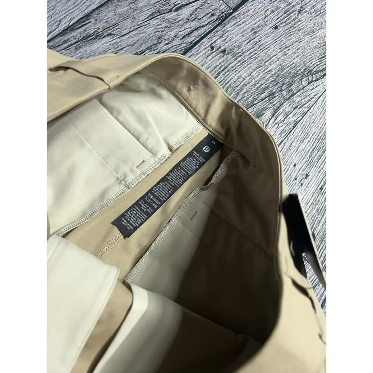 Lululemon clothing - Khaki 4