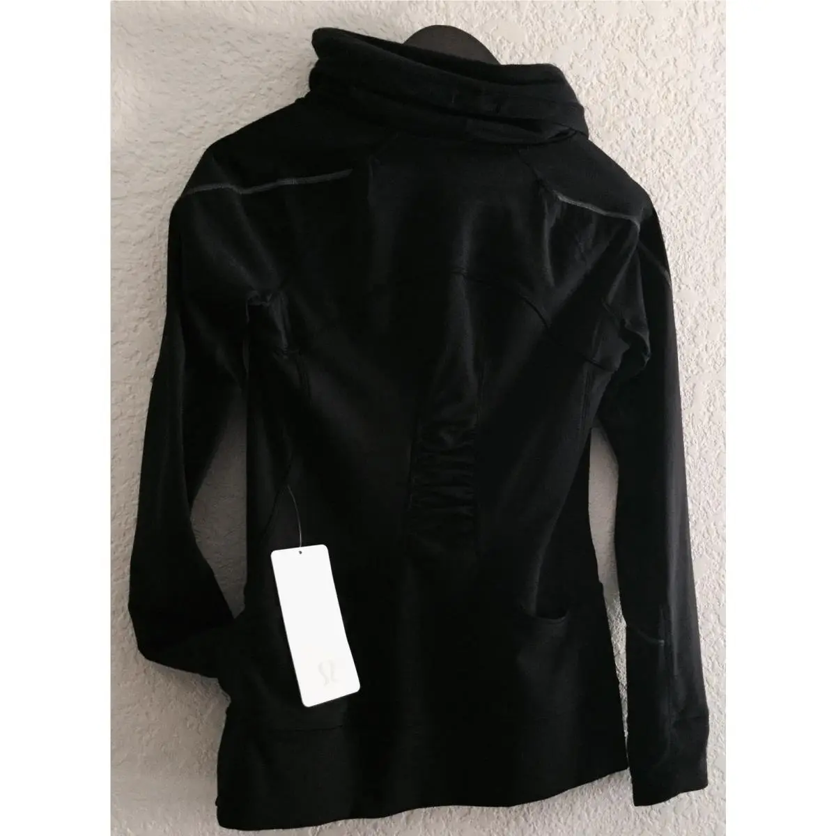 Lululemon clothing - Black 4