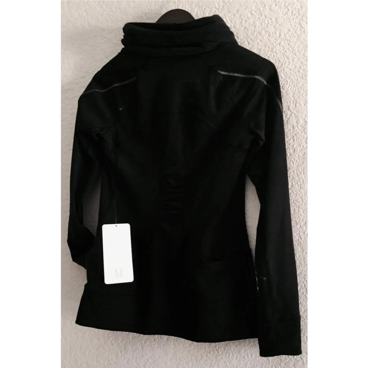 Lululemon clothing - Black 5