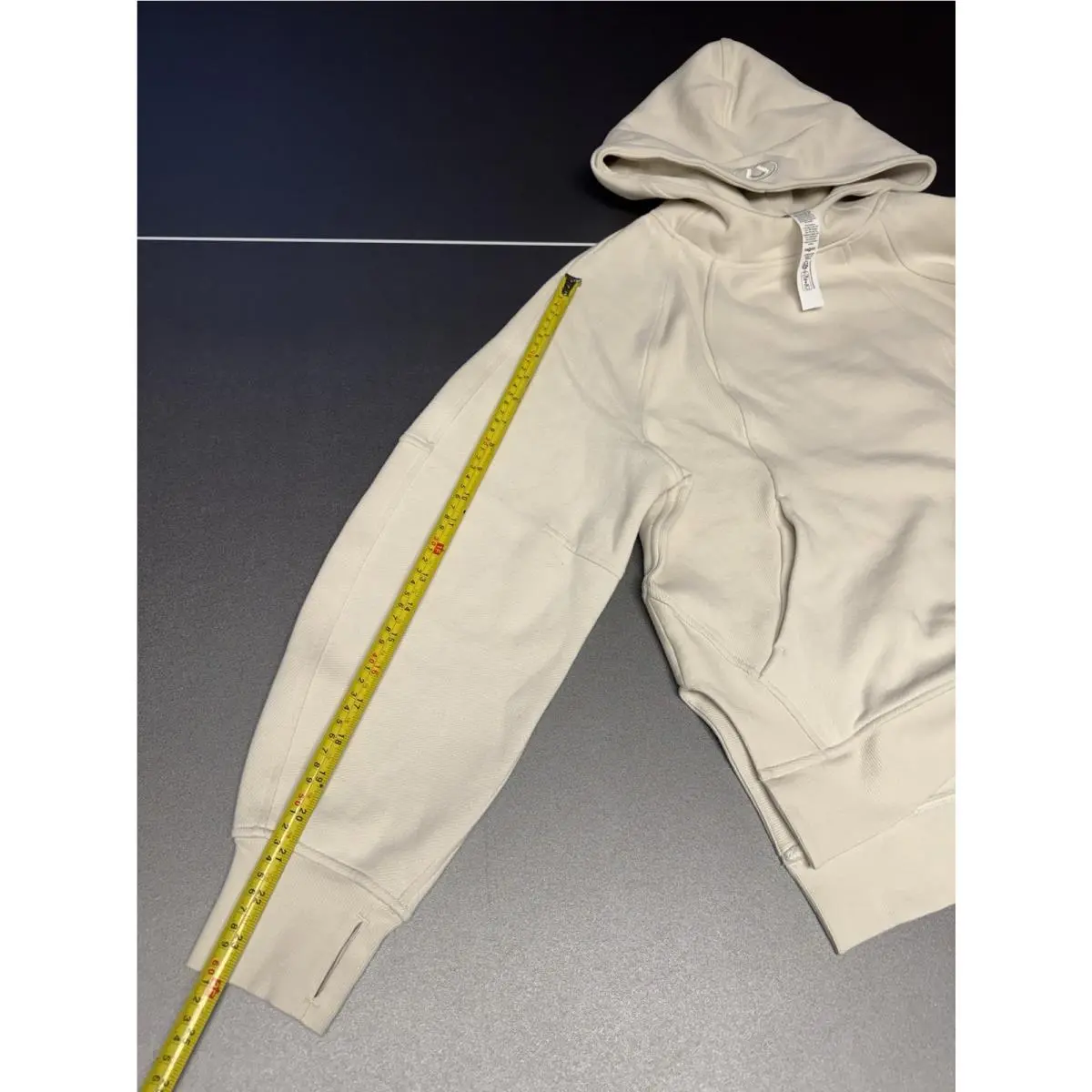 Lululemon clothing - Ivory 11
