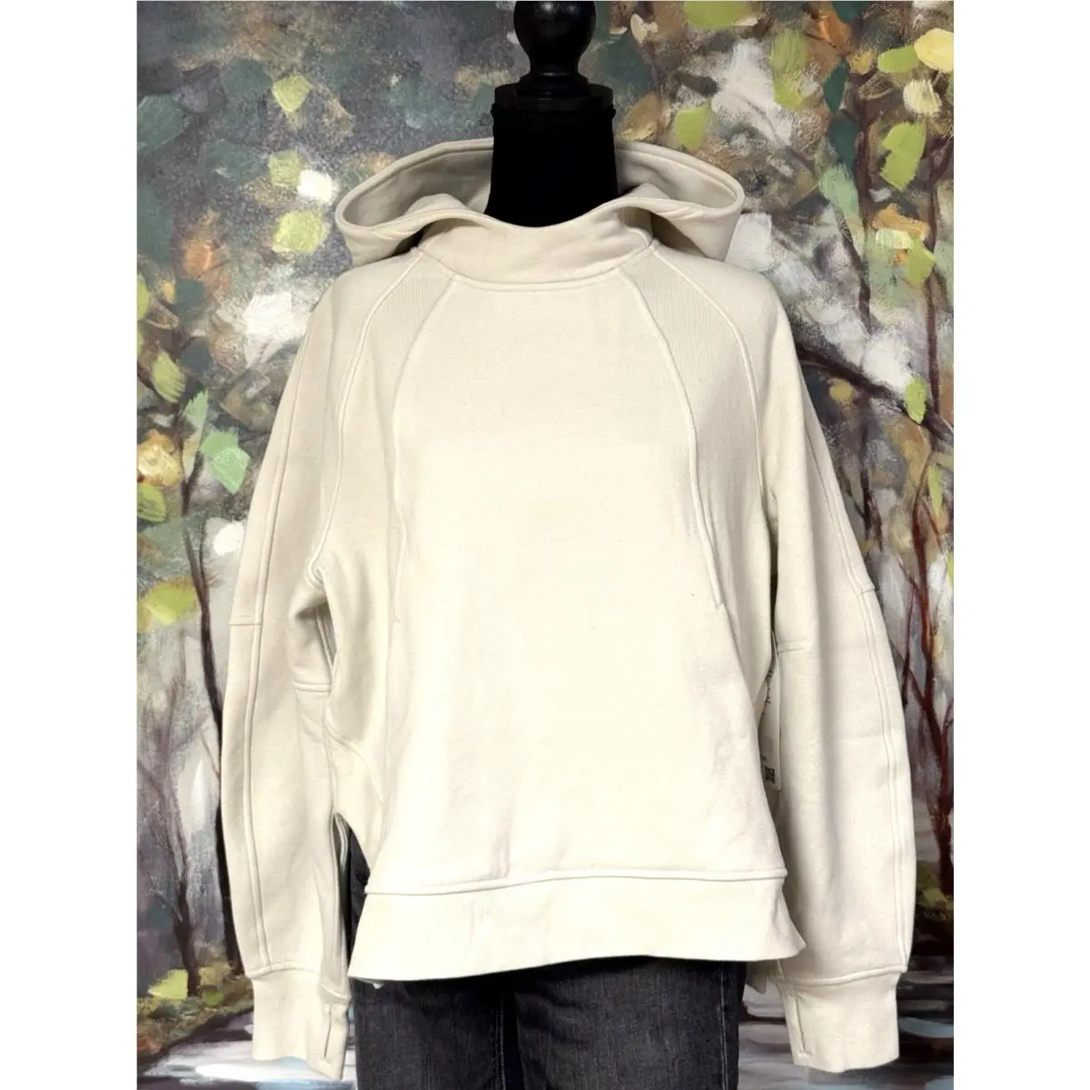 Lululemon clothing - Ivory 1