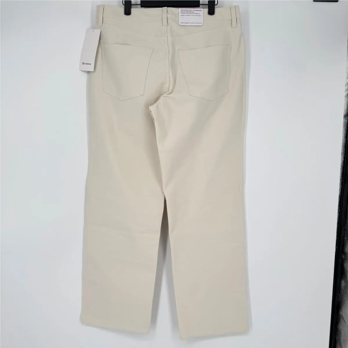 Lululemon clothing - EasyFive MR Relaxed-Straight Pant - EasyFive Pant - Ivory 0