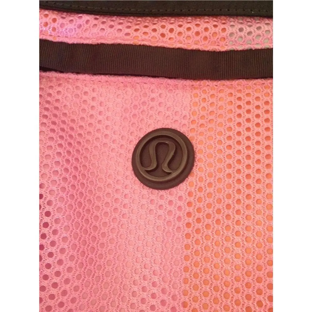 Lululemon clothing - Pink/Black 5