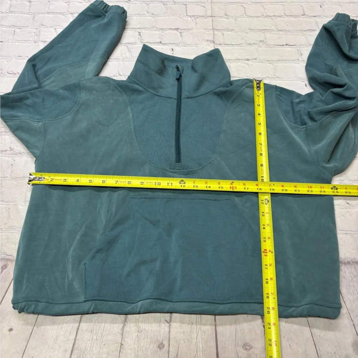 Lululemon clothing - Teal 1