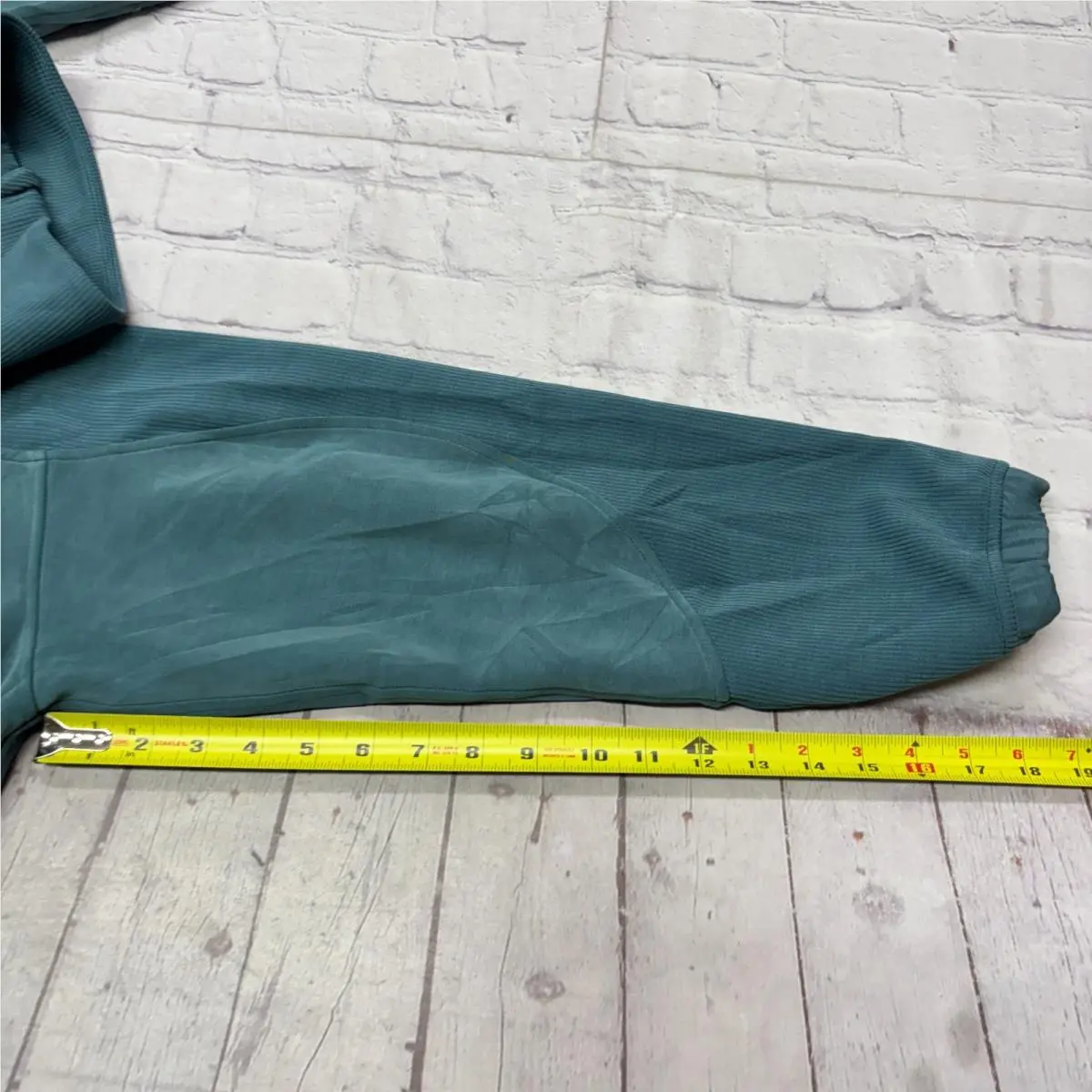 Lululemon clothing - Teal 4
