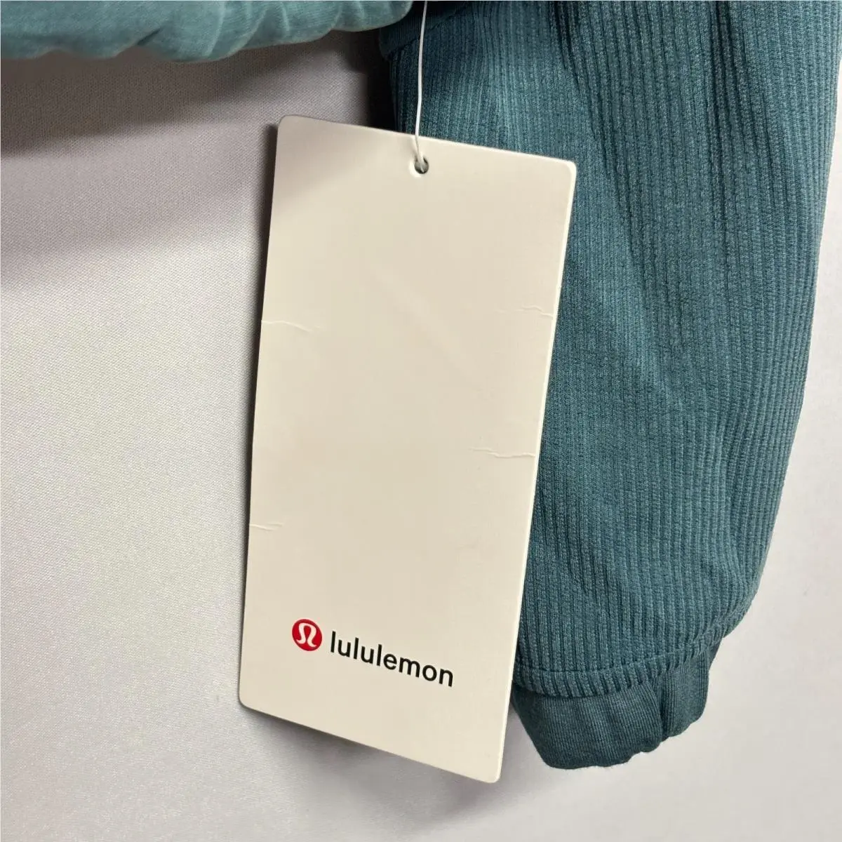 Lululemon clothing - Teal 8