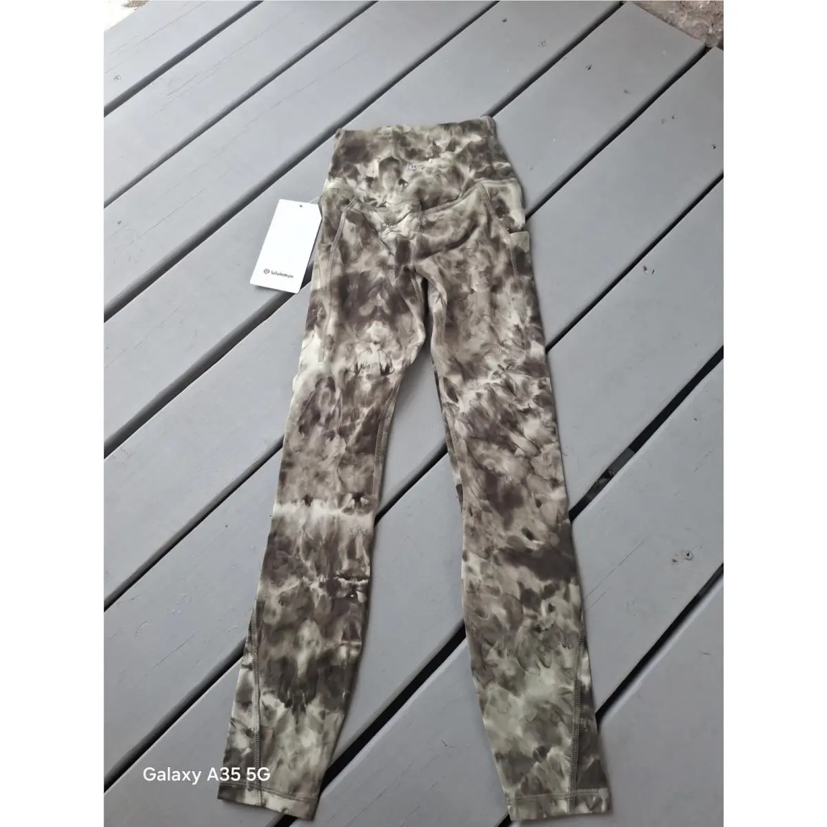 Lululemon clothing - Camo Green (UPC: 759313352121) 0