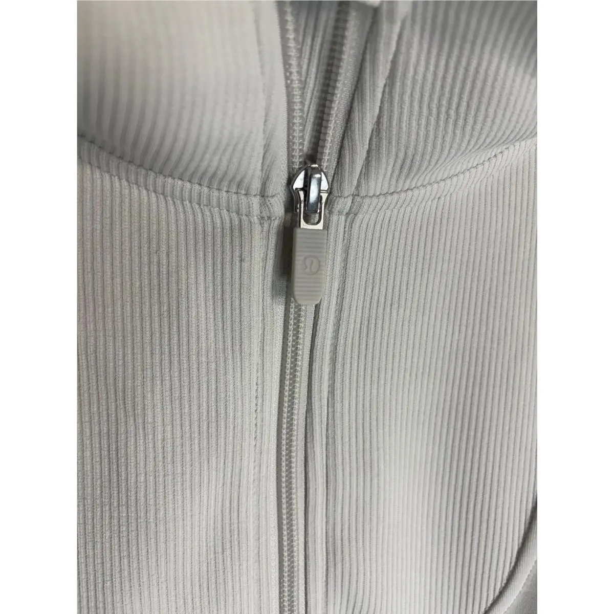 Lululemon clothing - Ivory 5