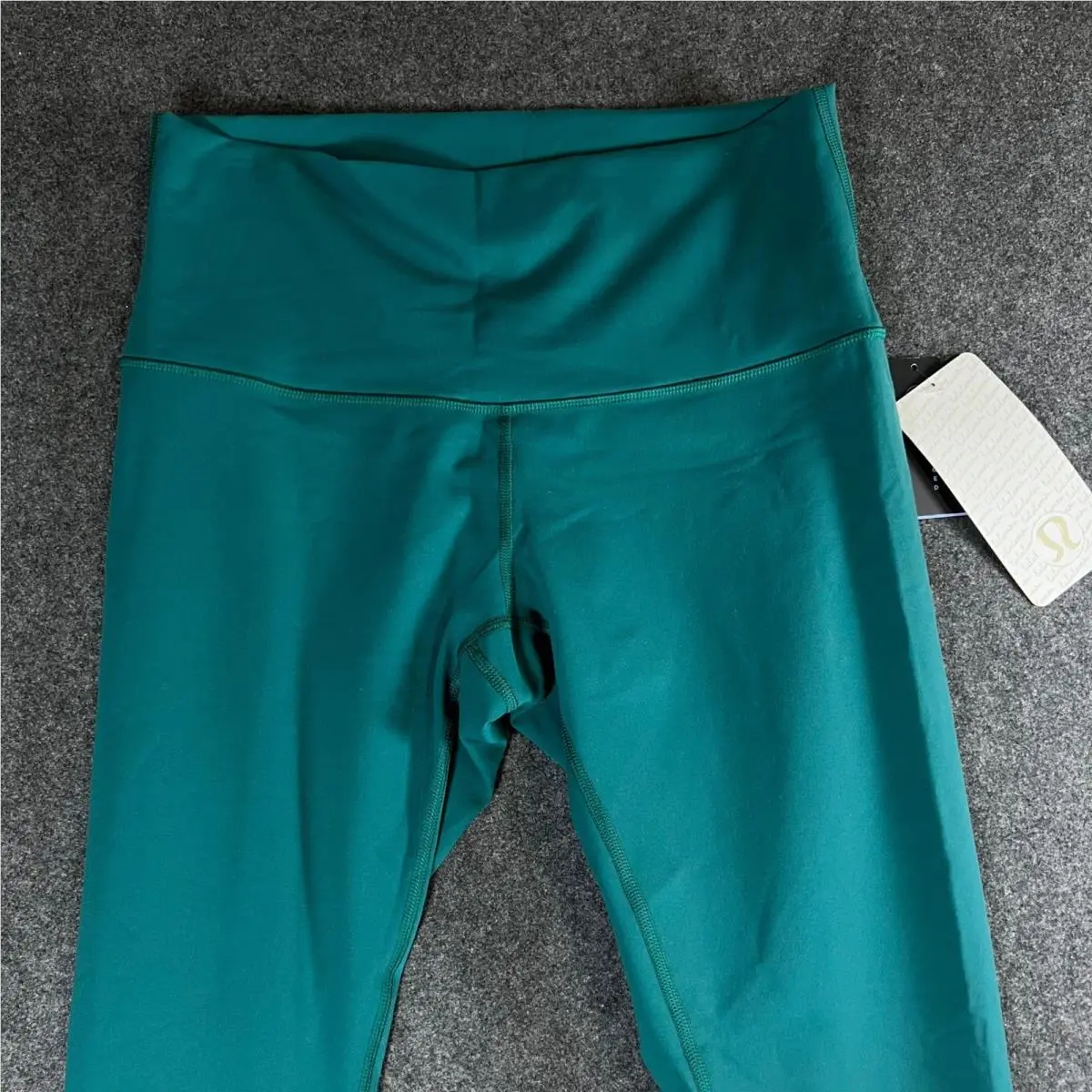 Lululemon clothing - Wunder Under High-Rise Pant - Wunder Under Pant - Green 6