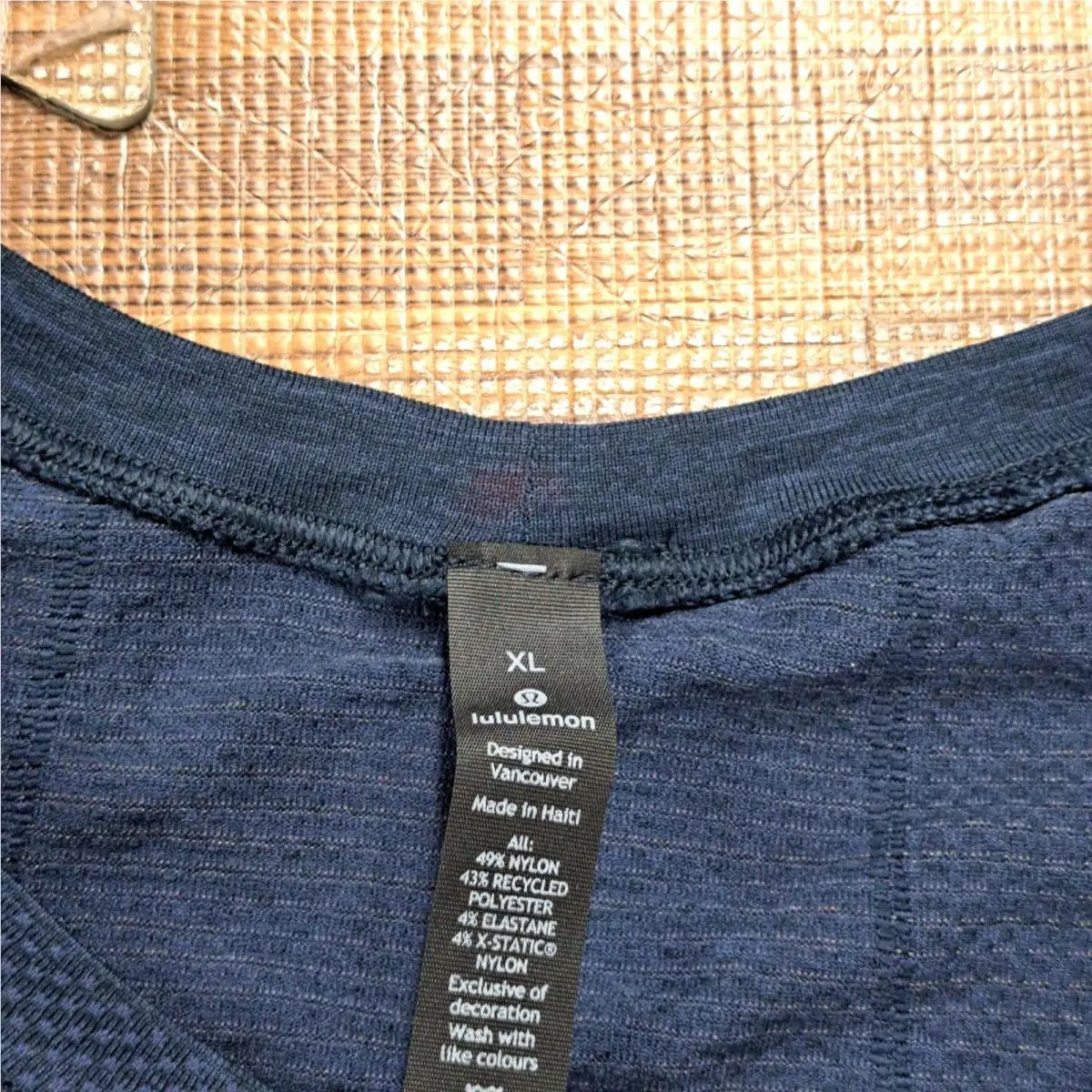 Lululemon clothing - Lululemon Metal Vent Tech - Metal Vent Tech - Green 1
