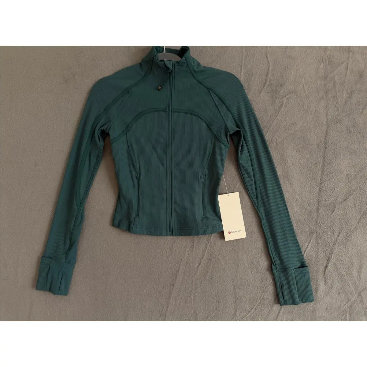 Lululemon clothing - Green 3