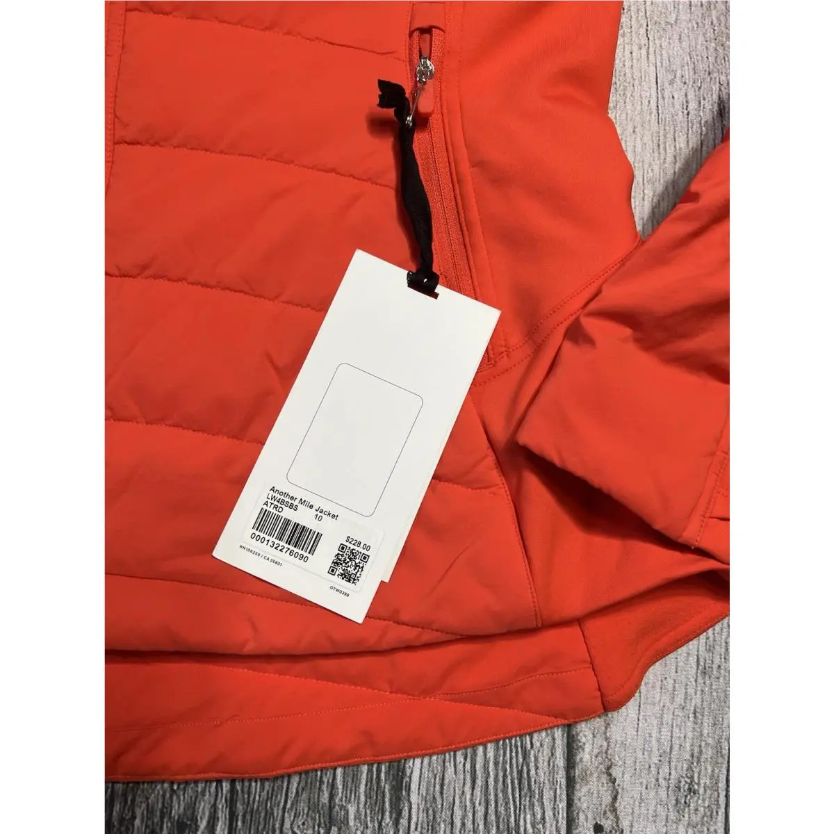 Lululemon clothing - Red 0