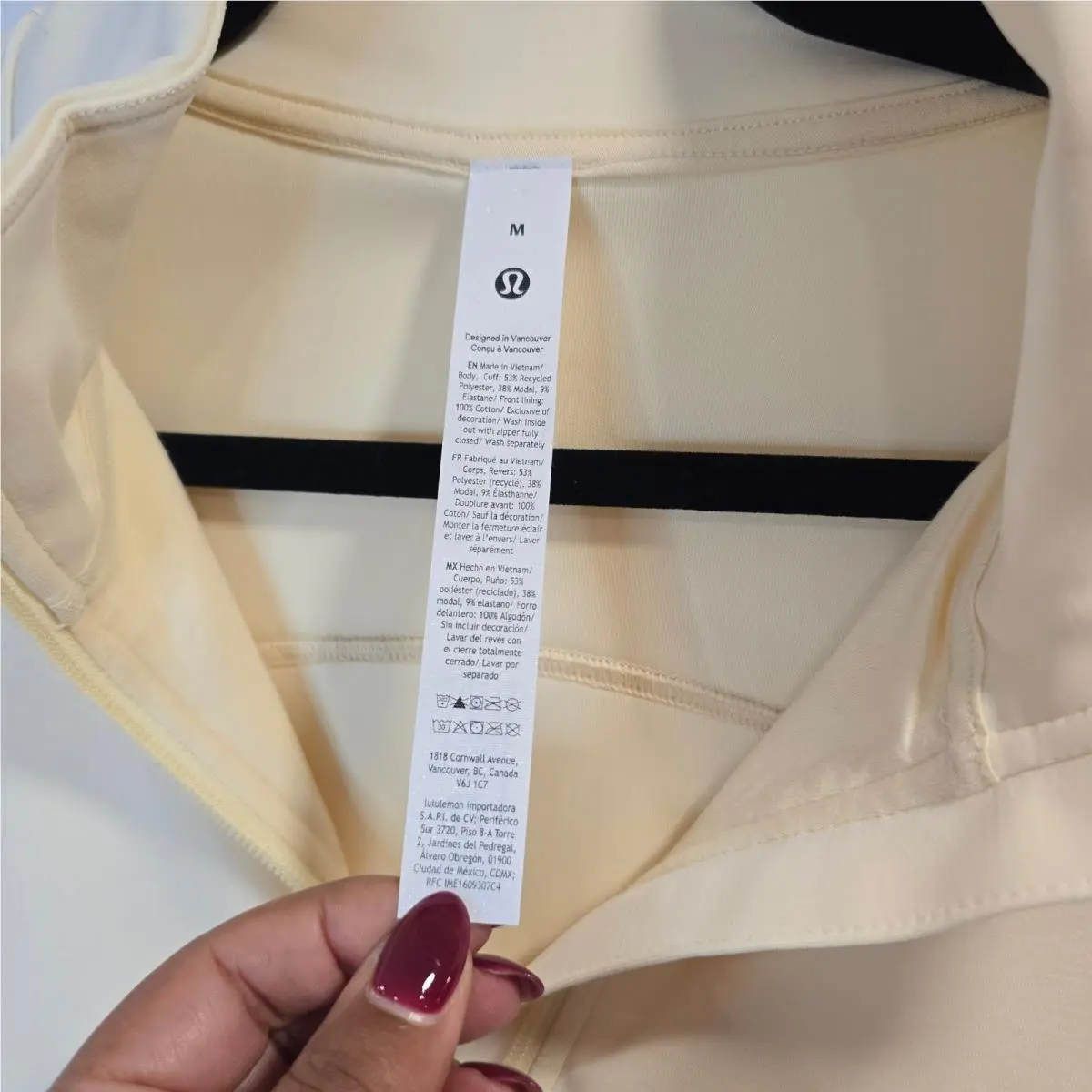 Lululemon clothing - Ivory 1