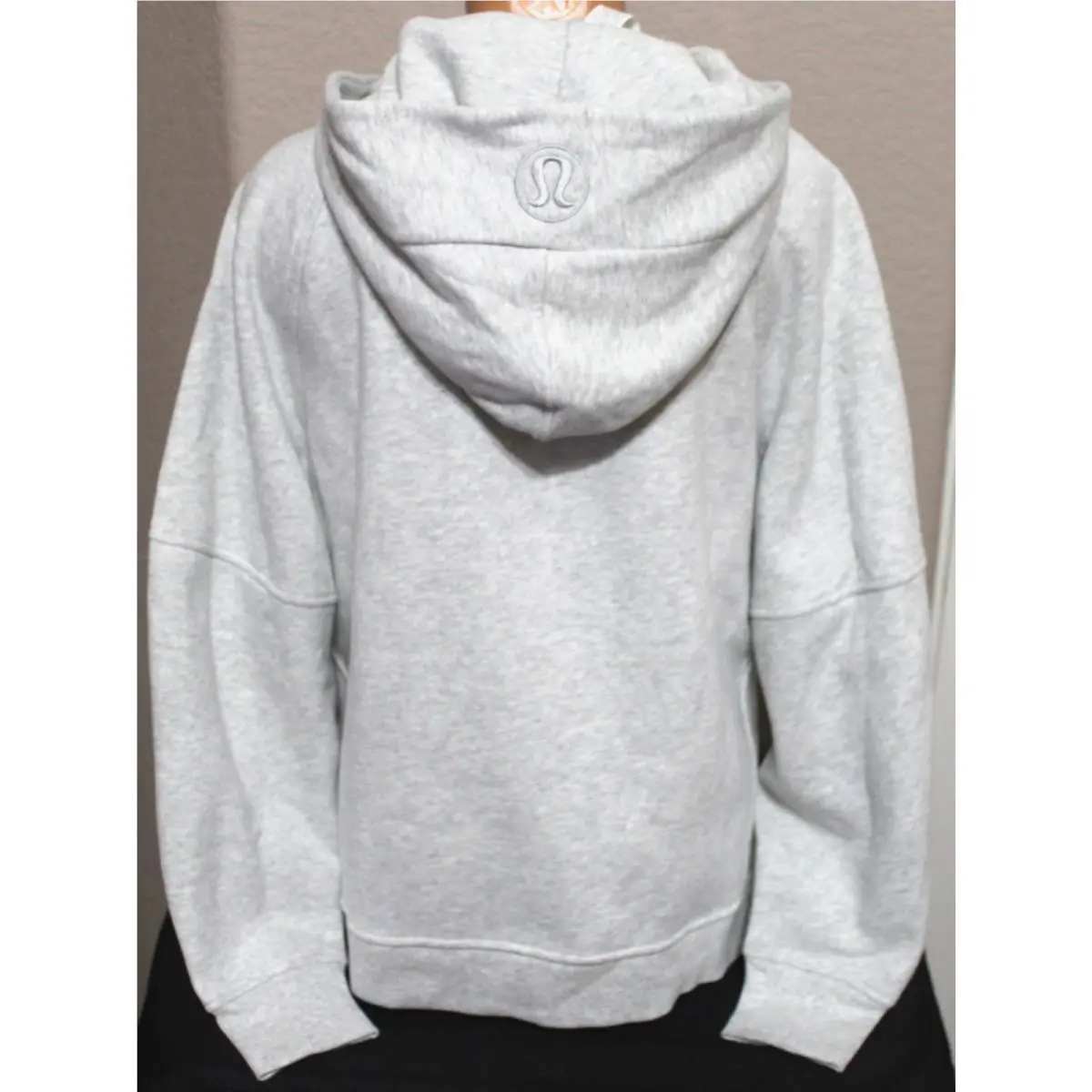 Lululemon clothing - Heather Gray 1