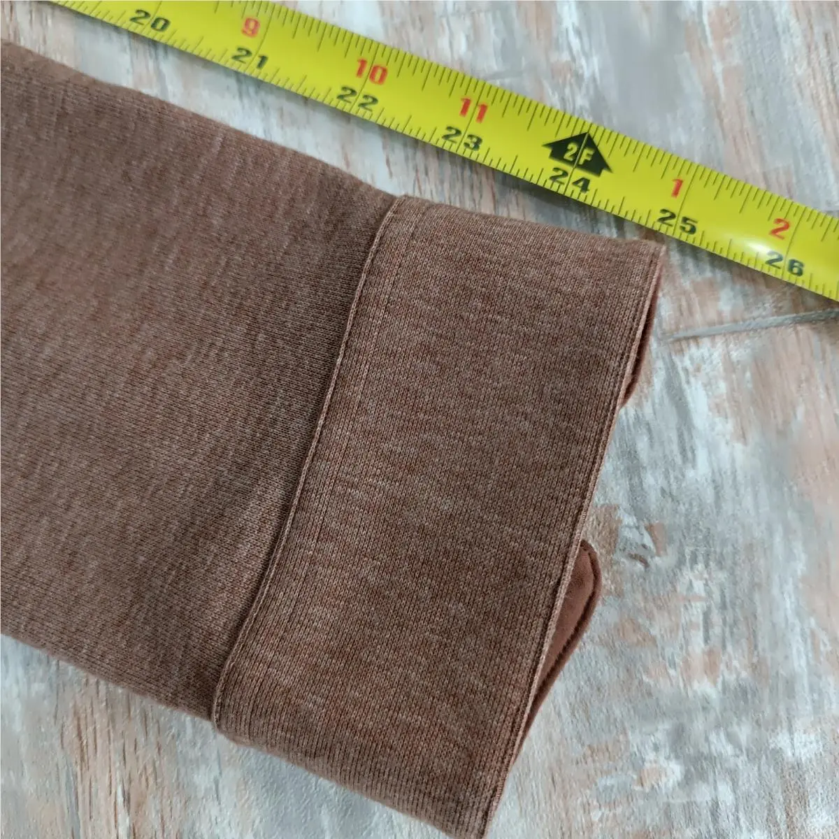 Lululemon clothing - Brown, Exterior: Brown 6