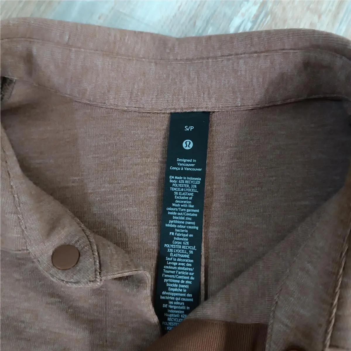 Lululemon clothing - Brown, Exterior: Brown 2