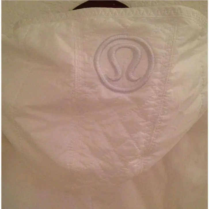 Lululemon clothing - White 5