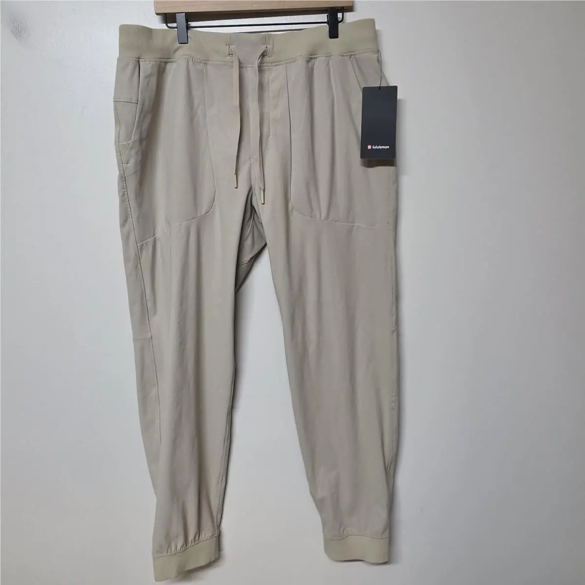 Lululemon clothing - Lululemon ABC - ABC - Brown 4