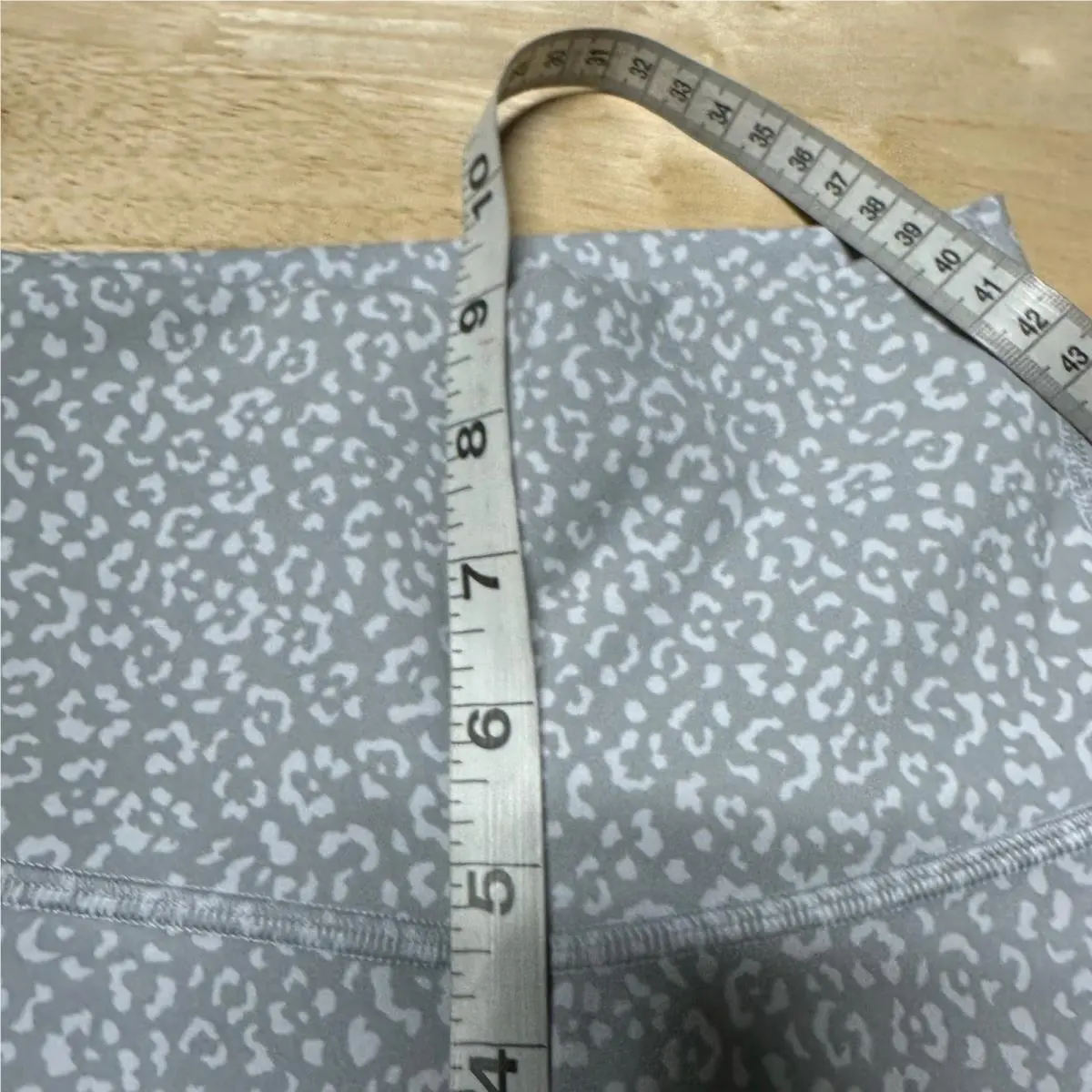 Lululemon clothing - Gray 8