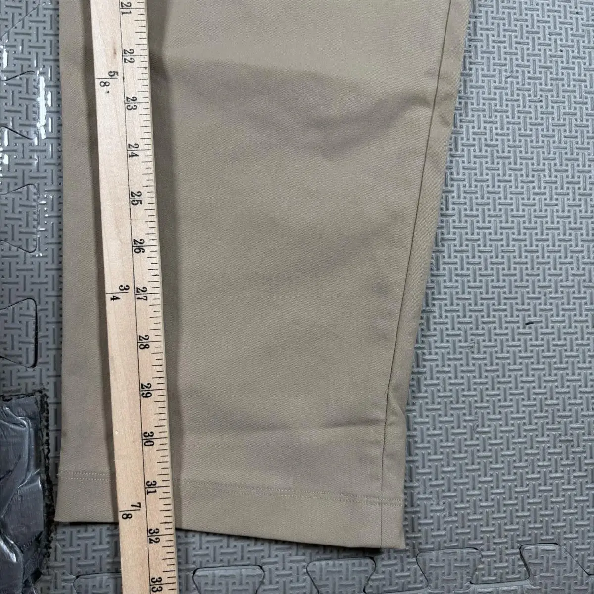 Lululemon clothing - Beige 5