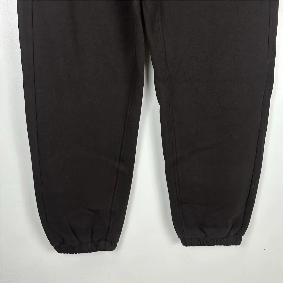 Lululemon clothing - Brown 1