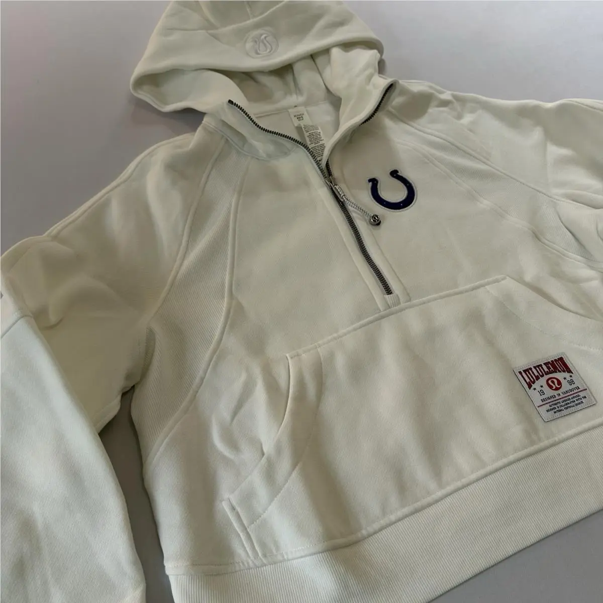 Lululemon clothing - White 0