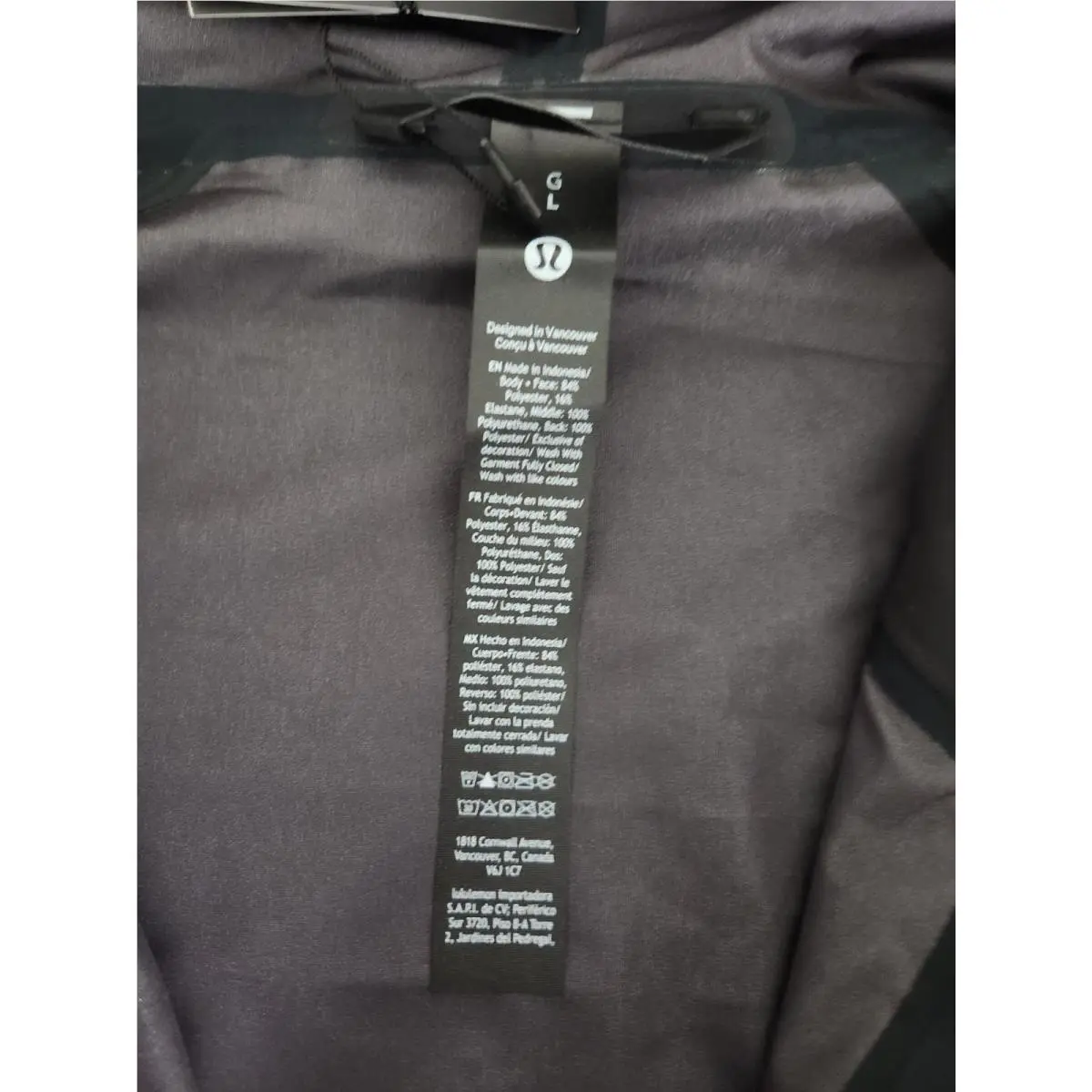 Lululemon clothing - Lululemon - LM4AU0S - Black 3