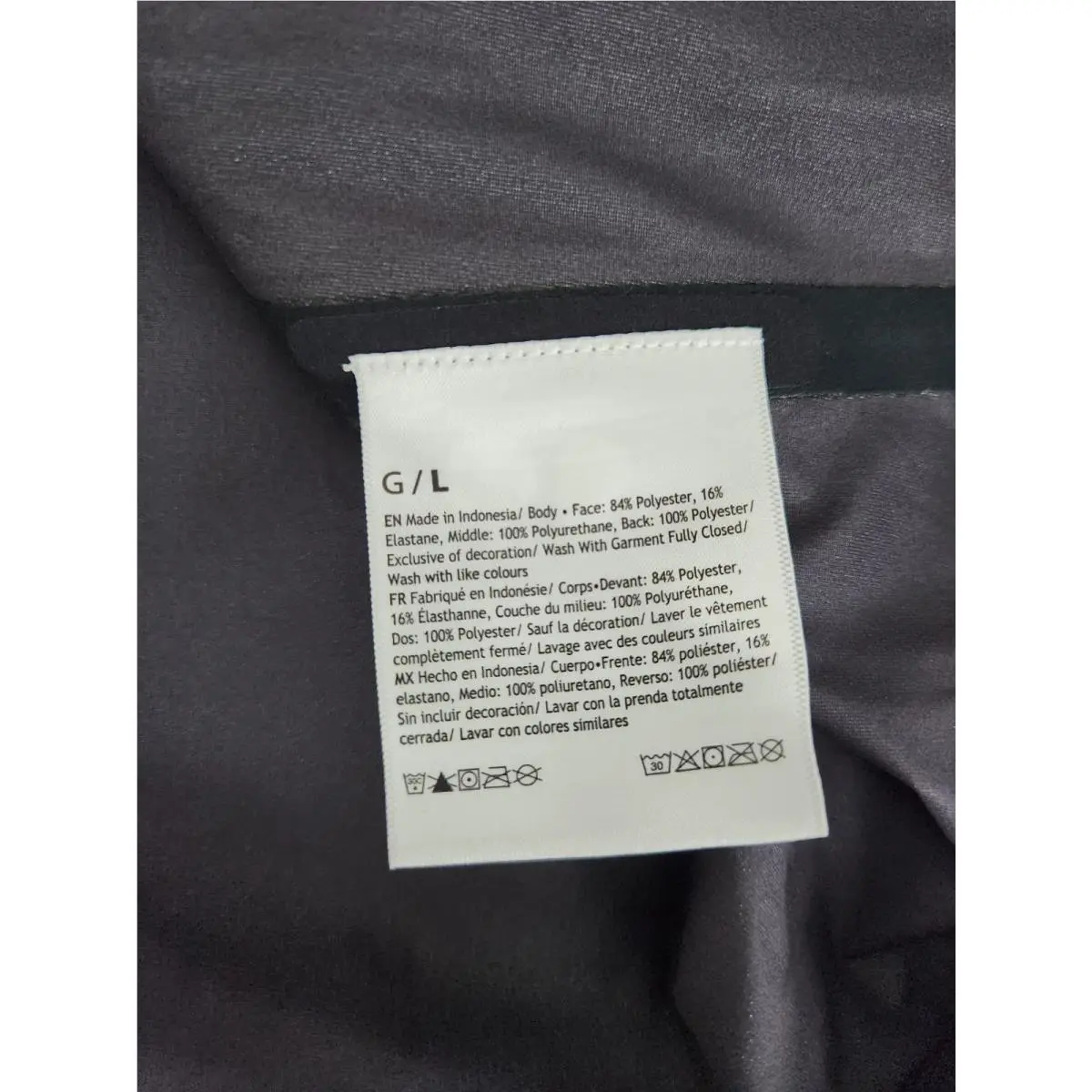 Lululemon clothing - Lululemon - LM4AU0S - Black 7