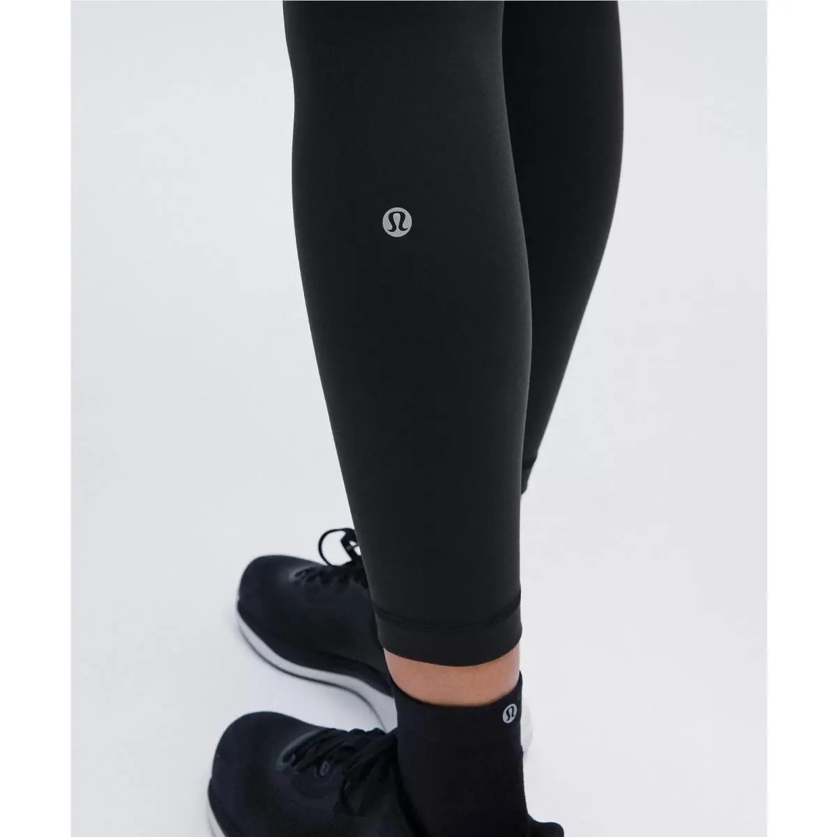 Lululemon clothing - Black 4