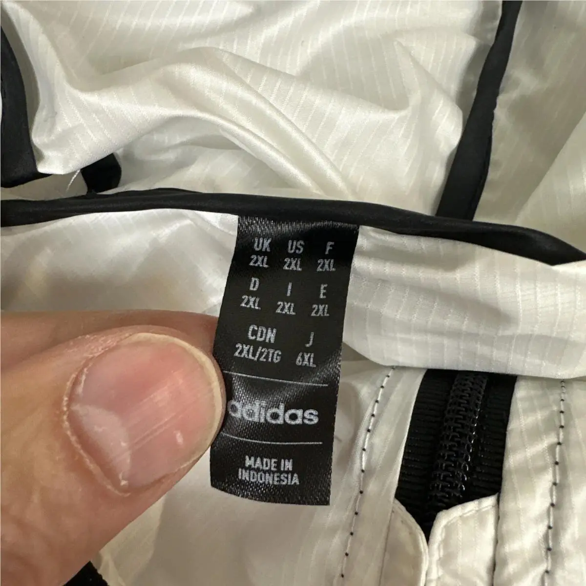 Adidas clothing - White 4