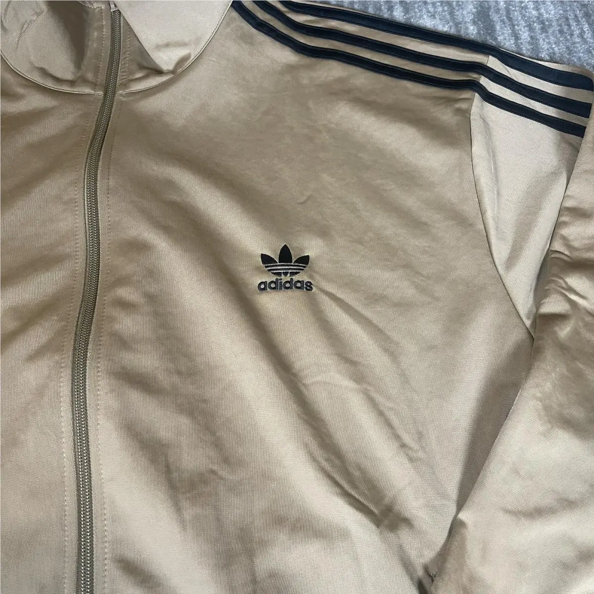 Adidas clothing - Beige 1