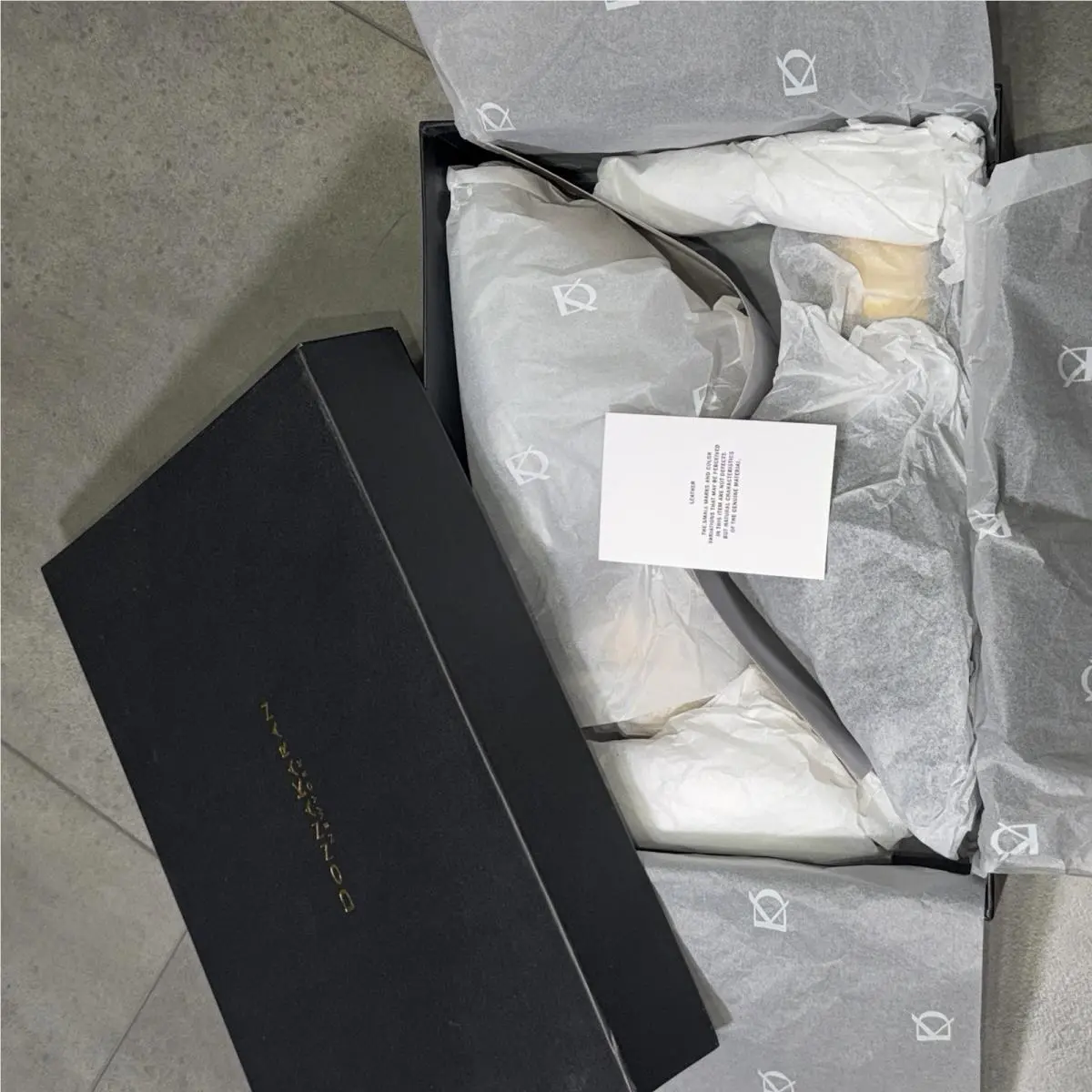 DKNY shoes - Black (UPC: 755403789532) 9