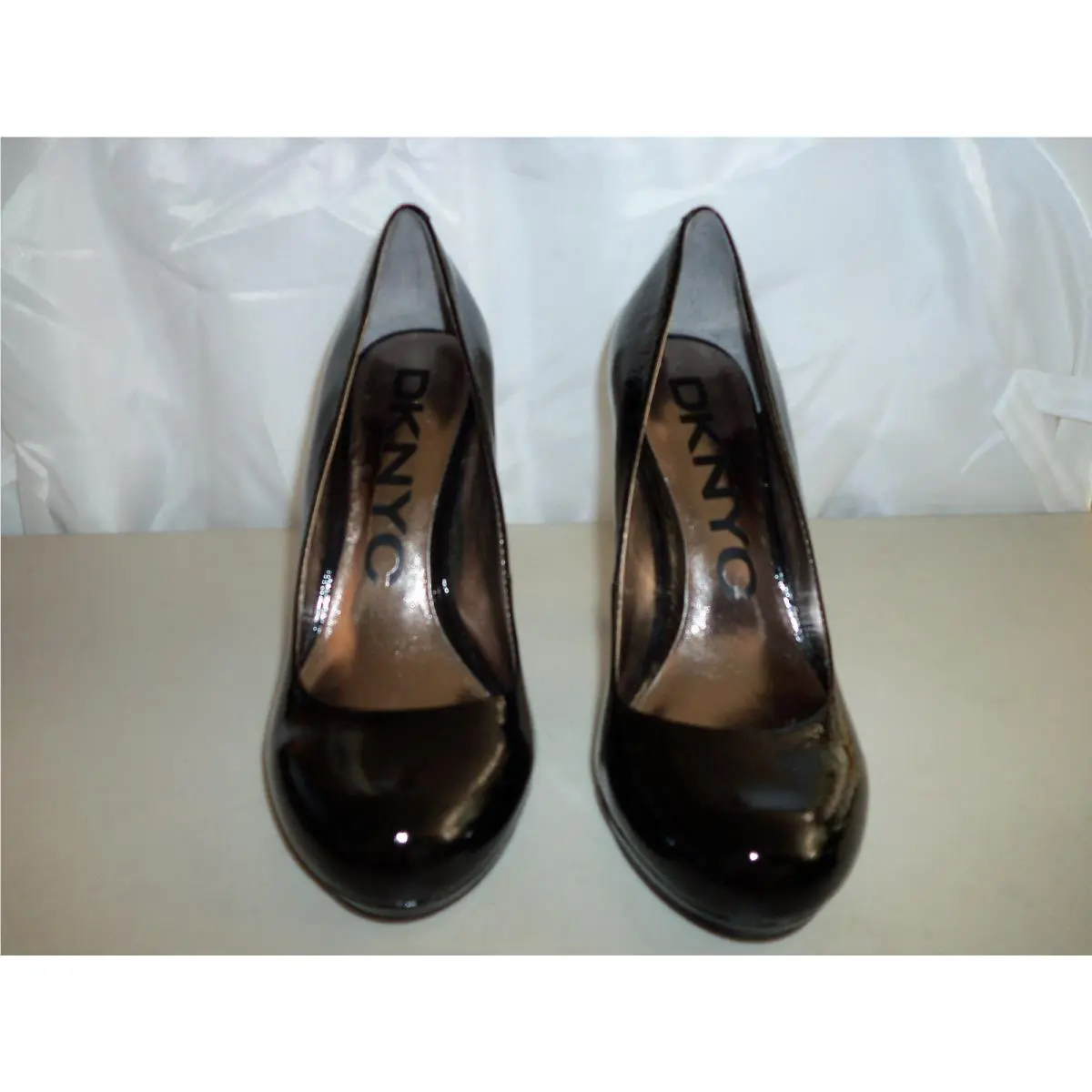 DKNY shoes - Blacks (UPC: 644723086424) 1
