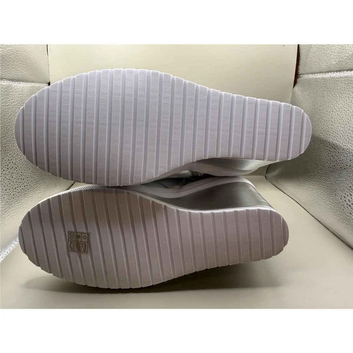 DKNY shoes - Silver 5