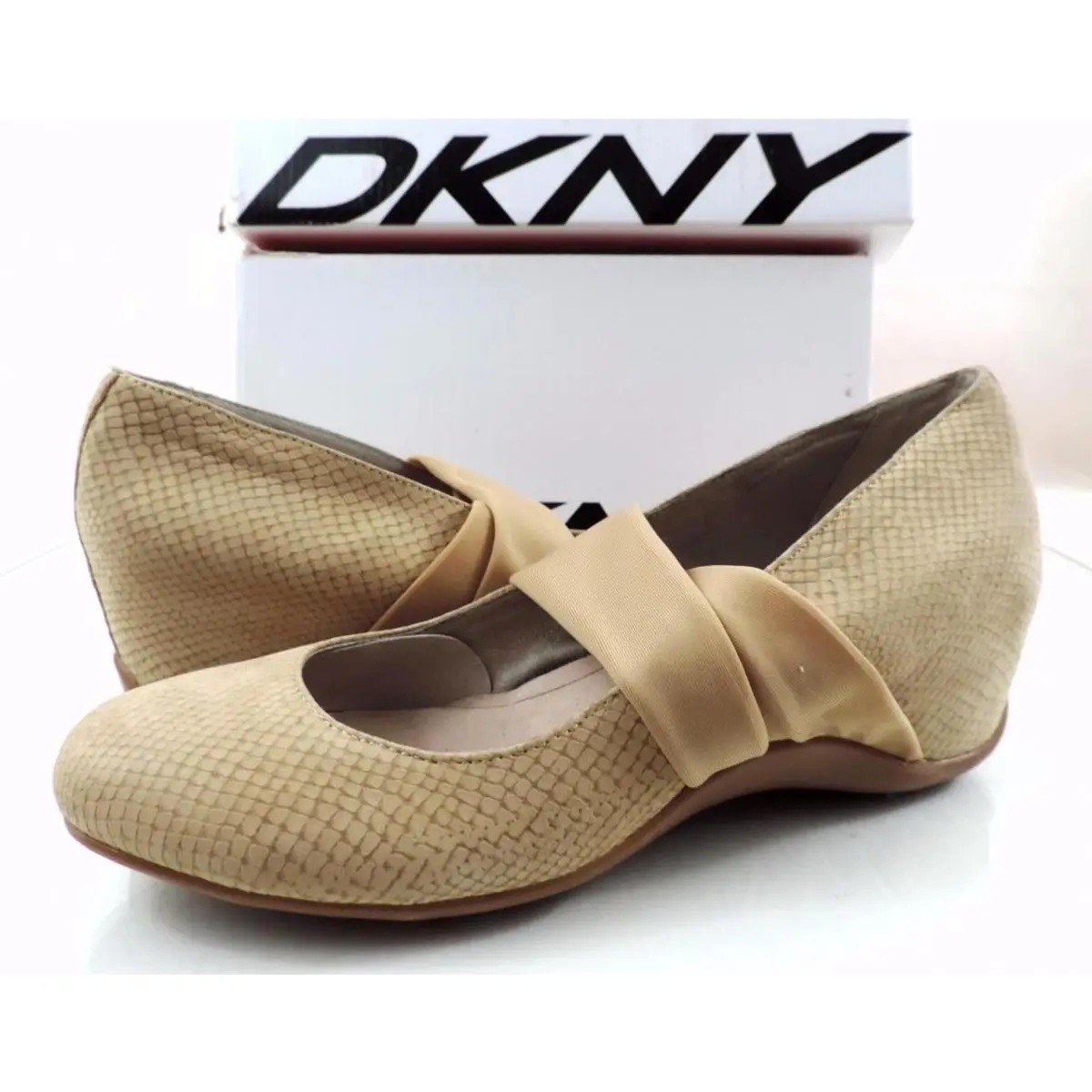 DKNY shoes - DKNY Active Paula Mary - Active Paula Mary - Beige (UPC: 782212302324) 1