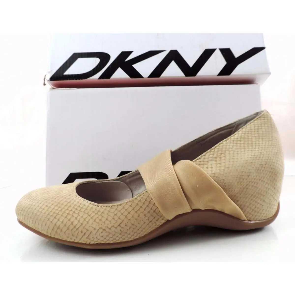 DKNY shoes - DKNY Active Paula Mary - Active Paula Mary - Beige (UPC: 782212302324) 2
