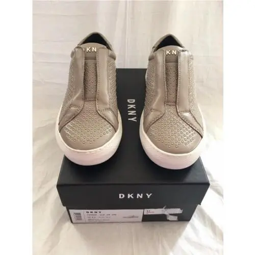 Women`s Dkny Conner Leather Closed-toe Slip-on Size 8.5