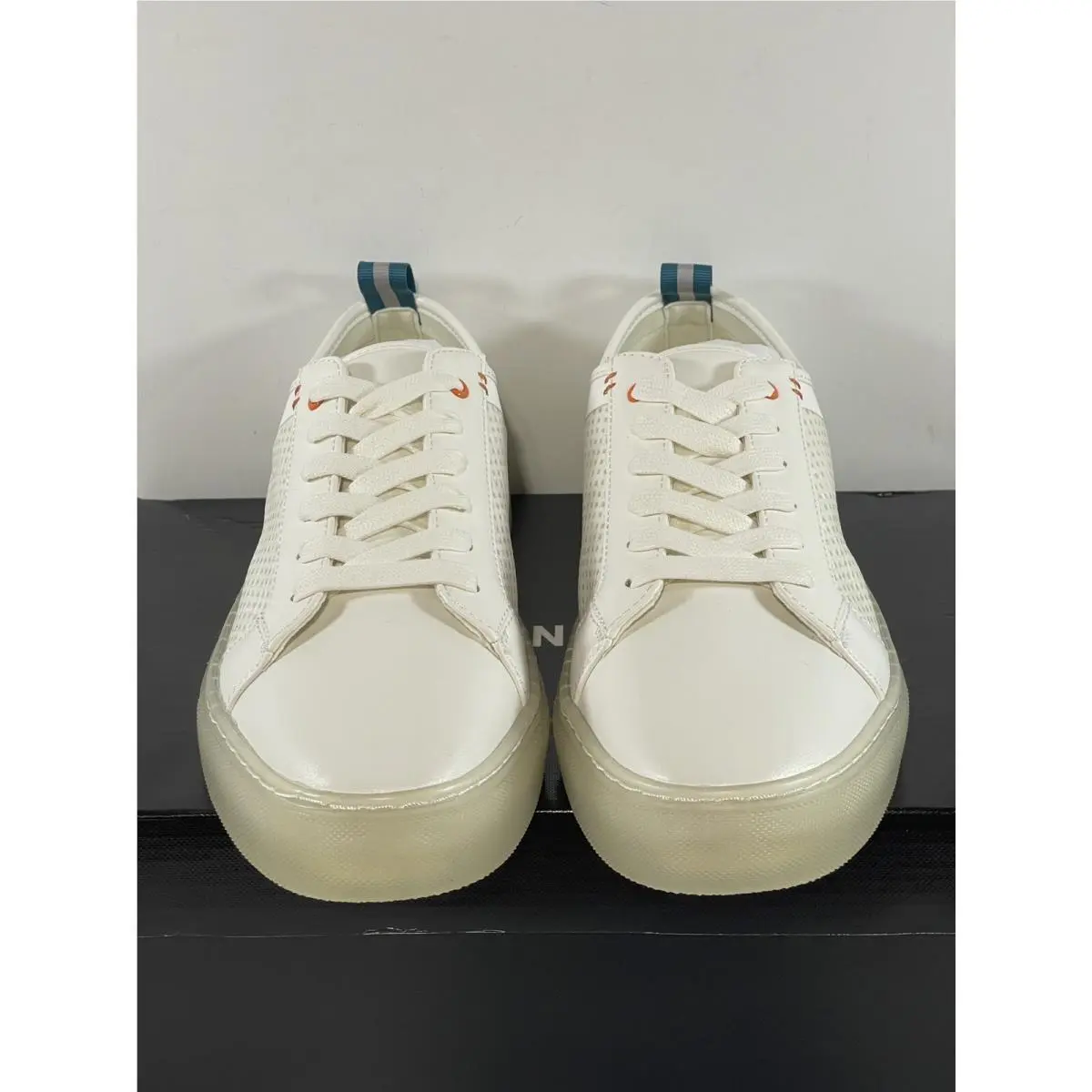 DKNY shoes - Donna Karan - White (UPC: 0795731609669) 0